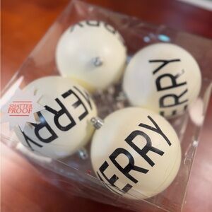 3/for $15 🍒 NEW 🎄 MERRY White Holiday Ornaments (4 pack)